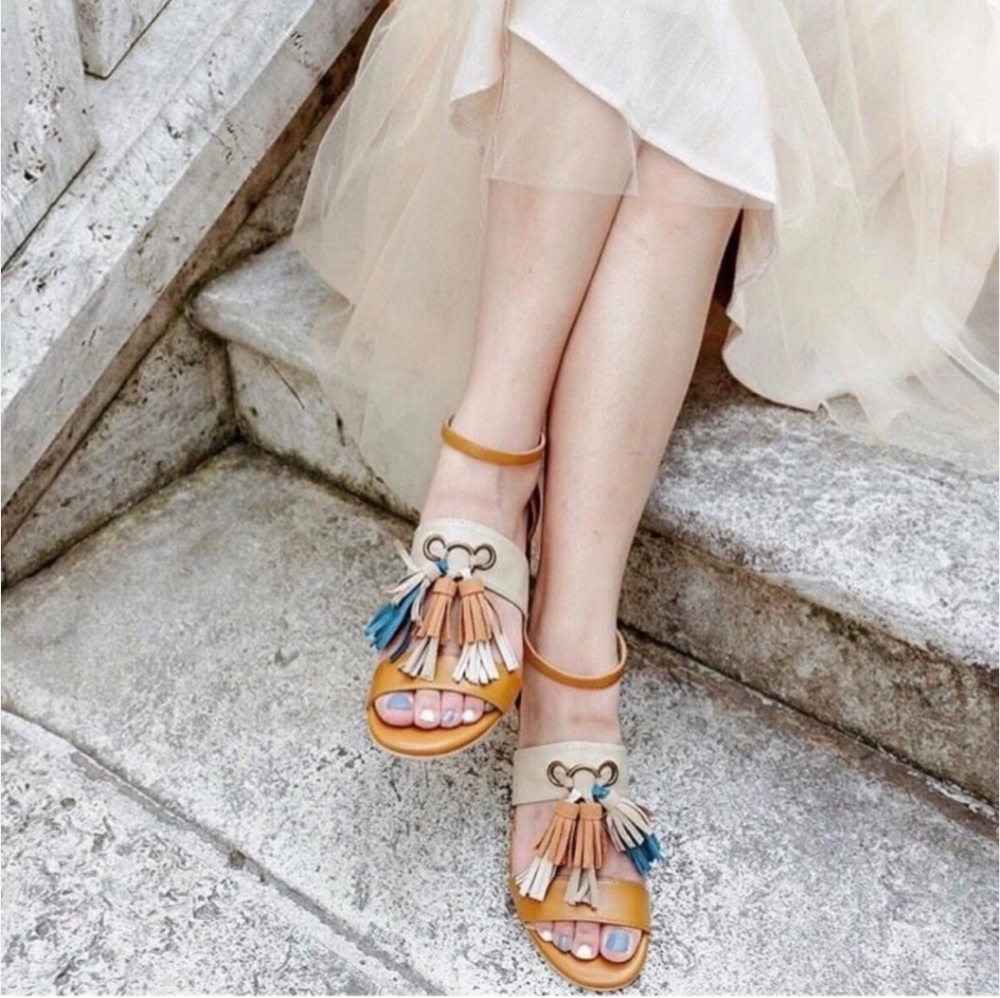Rui X Gracegift Brown Tassel Sandals Women's 8.5 NWOT‎